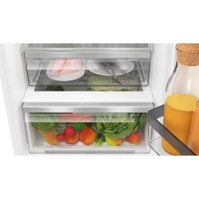 Bosch kin86vfe0, series 4, built-in fridge-freezer with freezer section below, 177.2 x 54.1 cm, flat hinge