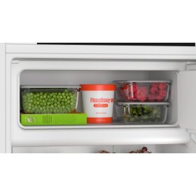 Bosch KIL42SFE0, Serie 4, Einbau-Kühlschrank mit Gefrierfach, 122.1 x 54.1 cm, Flachscharnier