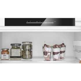 Bosch KUR21ADE0, Series 6, undercounter refrigerator, 82 x 60 cm, flat hinge with soft closing