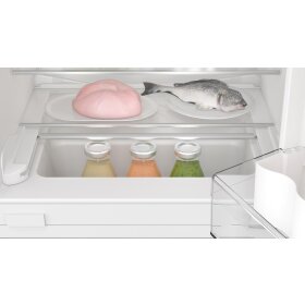 Bosch KUR21VFE0, Serie 4, Unterbau-Kühlschrank, 82 x 59.8 cm, Flachscharnier