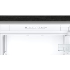 Siemens KI86NNSE0, iQ100, Einbau-Kühl-Gefrier-Kombination mit Gefrierbereich unten, 177.2 x 54.1 cm, Schleppscharnier