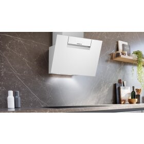 Siemens LC67KFN20, iQ300, wall mount, 60 cm, white with glass shade