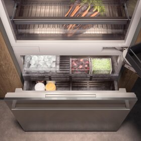 Gaggenau RF461306, Series 400, Vario freezer, 212.5 x 60.3 cm, flat hinge with soft closing