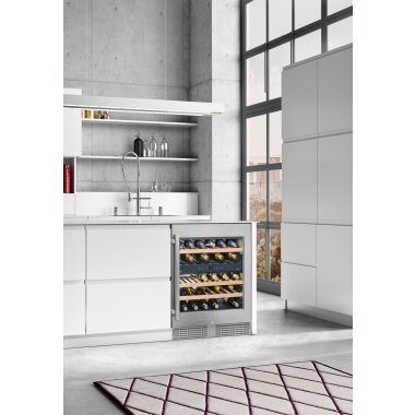 Liebherr UWTes 1672-26, under-counter wine temperature...