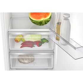 Neff KI2822FE0, N 50, built-in refrigerator with freezer compartment, 177.5 x 56 cm, flat hinge