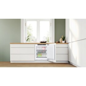 Bosch GUN21ADE0, Series 6, built-in freezer, 82 x 59.8 cm, flat hinge with soft closing