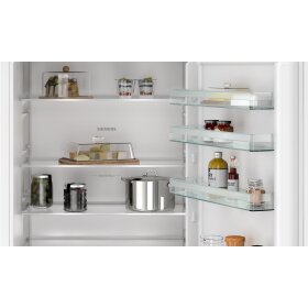 Siemens KB96NNSE0, iQ100, Einbau-Kühl-Gefrier-Kombination mit Gefrierbereich unten, 193.5 x 69.1 cm, Schleppscharnier