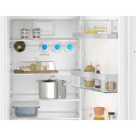 Siemens KI82LADD0, iQ500, built-in refrigerator with freezer compartment, 177.5 x 56 cm, flat hinge with soft close