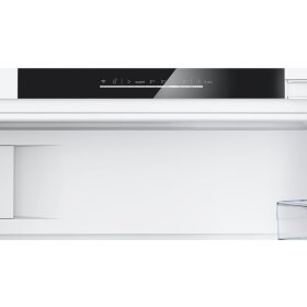 Constructa CK202VFD0, Unterbau-Kühlschrank mit Gefrierfach, 82 x 60 cm, Flachscharnier