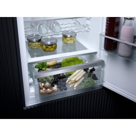Miele KFN 7733 E Einbau-Kühl-Gefrierkombination...