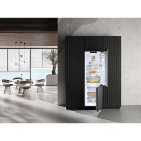 Miele KFN 7734 B Einbau-Kühl-Gefrierkombination...