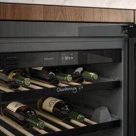 Miele KWTUS 7054 F Unterbau-Weintemperierschrank 82-88cm...