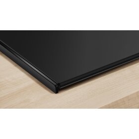 Bosch PVQ89BH26E, Serie 6, Kochfeld mit Dunstabzug (Induktion), 80 cm, Mattschwarz, Mit Rahmen aufliegend