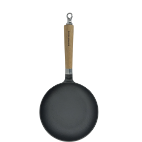 Ronneby Bruk Maestro Bratpfanne hoch, Ø 20 cm, mit Eichenholzgriff