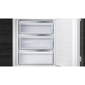 Siemens GI11VADE0, iQ500, built-in freezer, 71.2 x 55.8 cm, flat hinge with soft close
