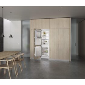 Gaggenau rb282306, 200 series, built-in fridge-freezer with freezer section below, 177.2 x 55.8 cm