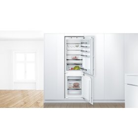 Bosch KIS86SDE0, Serie 6, Einbau-Kühl-Gefrier-Kombination mit Gefrierbereich unten, 177.2 x 55.8 cm, Flachscharnier mit Softeinzug