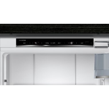 Siemens ki84fpfe0, iQ700, built-in fridge-freezer with freezer section below, 177.2 x 55.8 cm, flat hinge