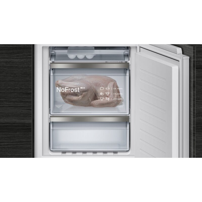 Siemens studioLine iQ700 Einbau-Kühlschrank mit Gefrierfach 177.5