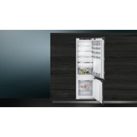 Siemens ki87sade0, iQ500, built-in fridge-freezer with freezer section below, 177.2 x 55.8 cm, flat hinge with soft-close drawer