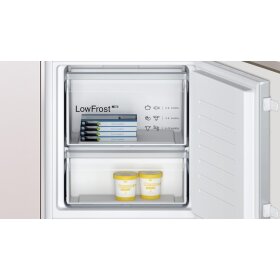 Constructa ck587vse0, built-in fridge-freezer with freezer section below, 177.2 x 54.1 cm, drag hinge